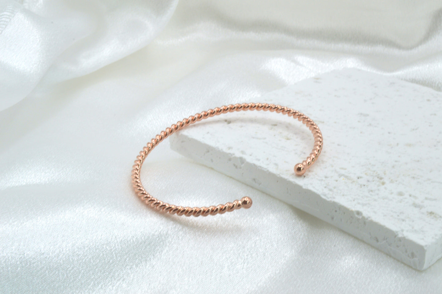 Twisted Bangle Bracelet