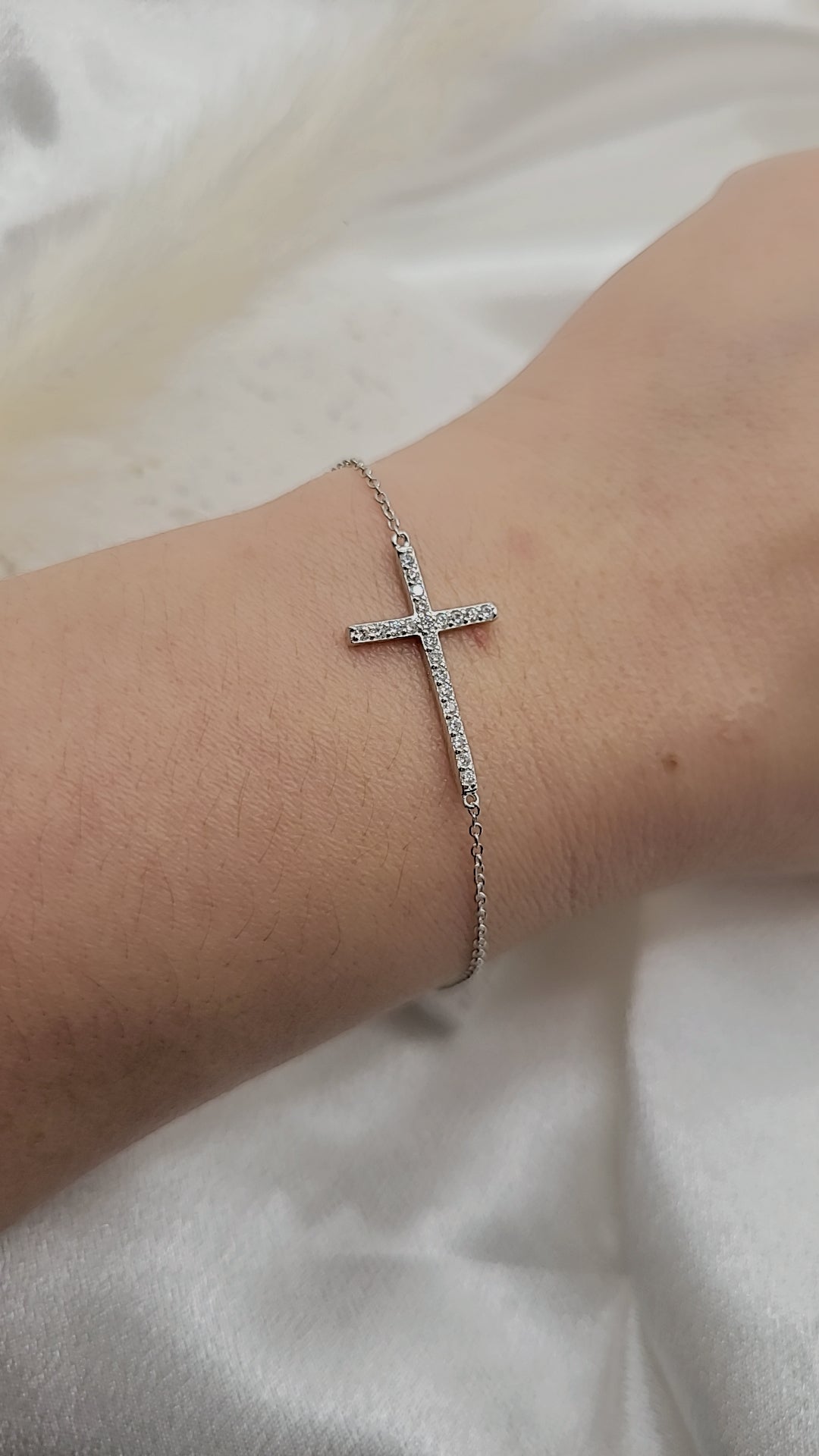 Cross Pave Cz Bracelet