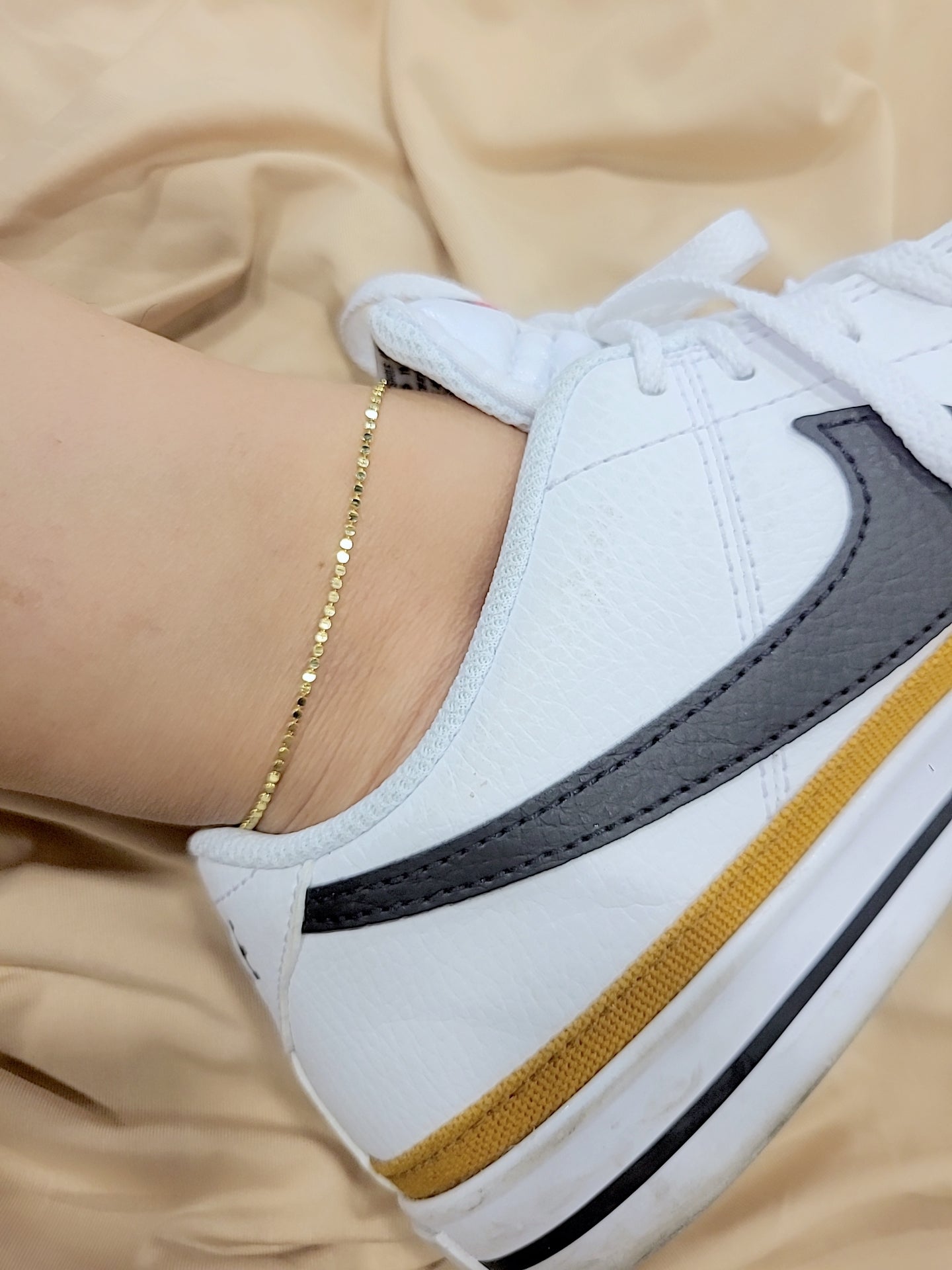 Dotted Anklet