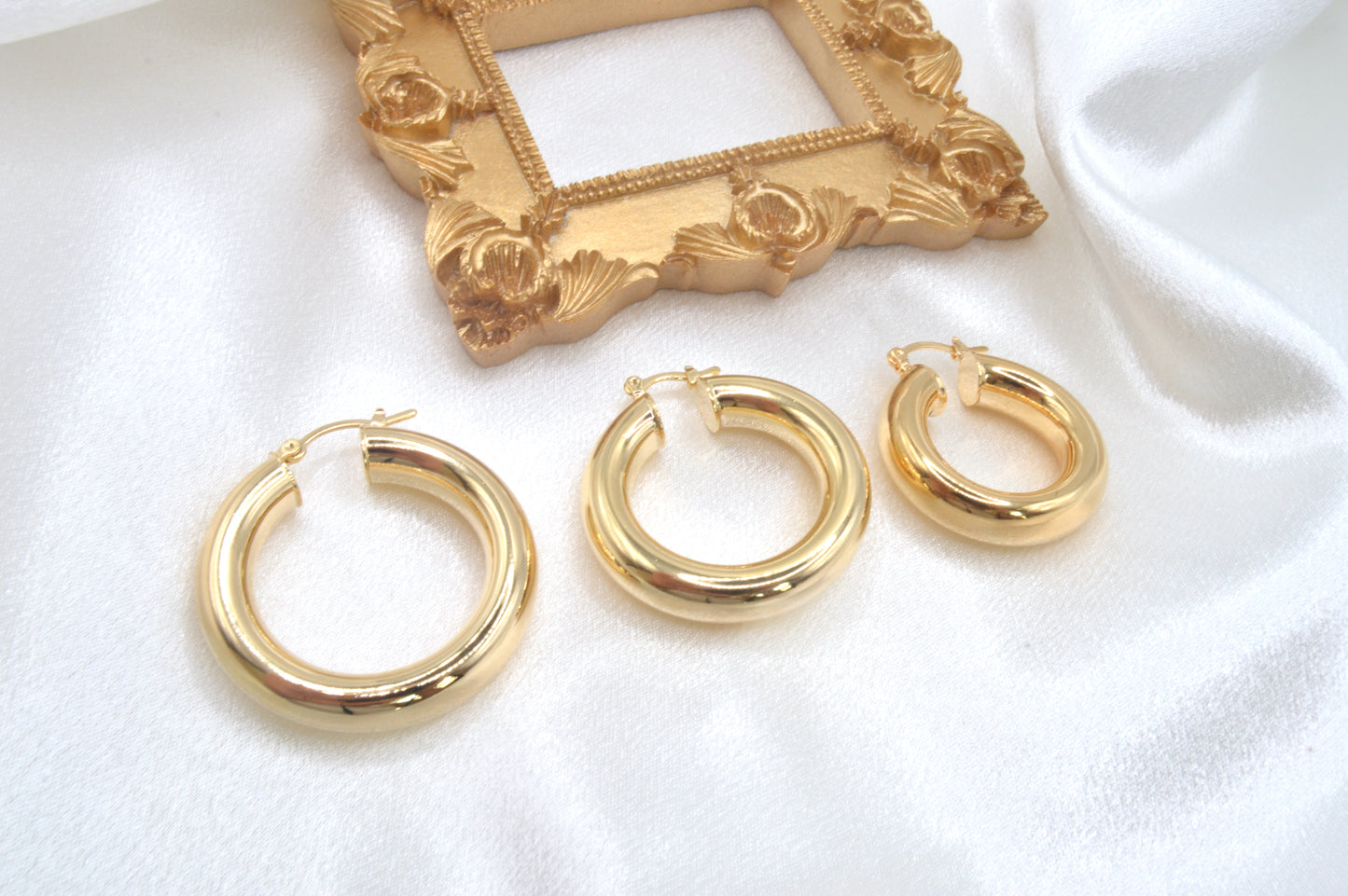 Chunky Thick Hoops