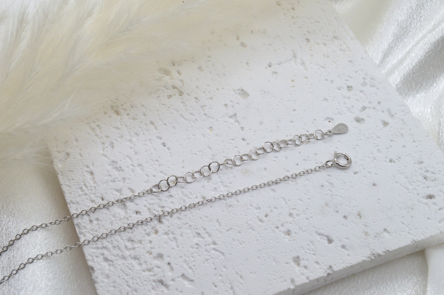 Interlocking Circle Cz Necklace