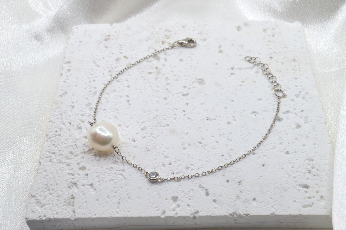 Pearl & Cz Bracelet