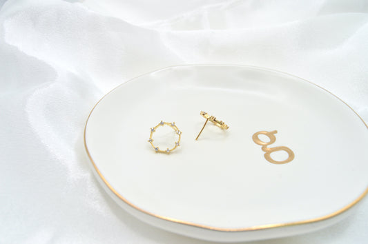 Pavé Circle Earrings