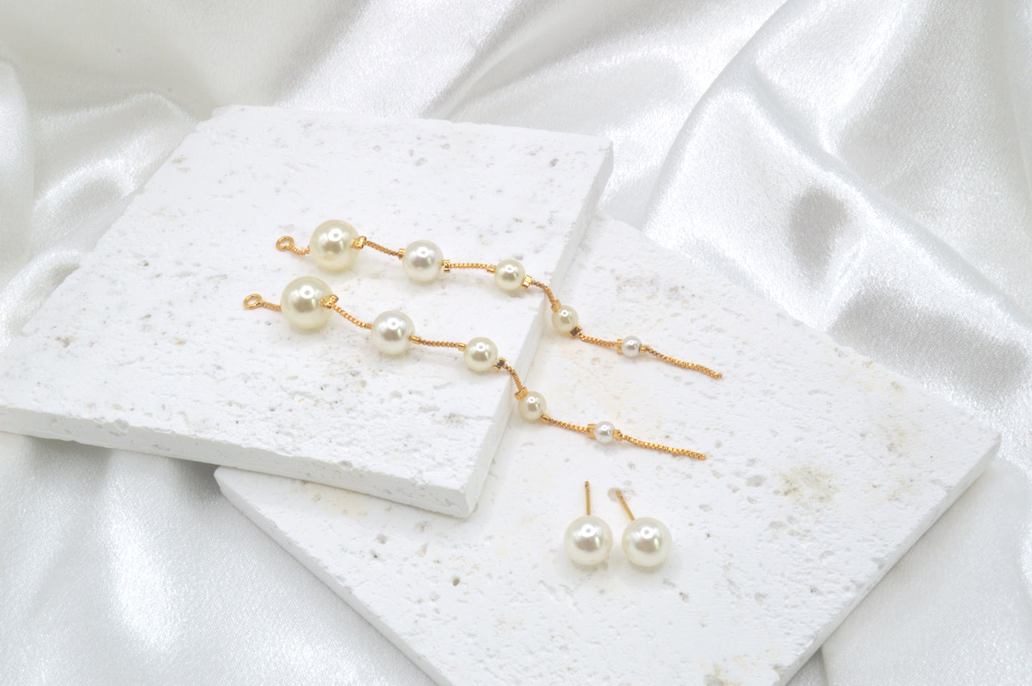 Pearl Dangle Earrings