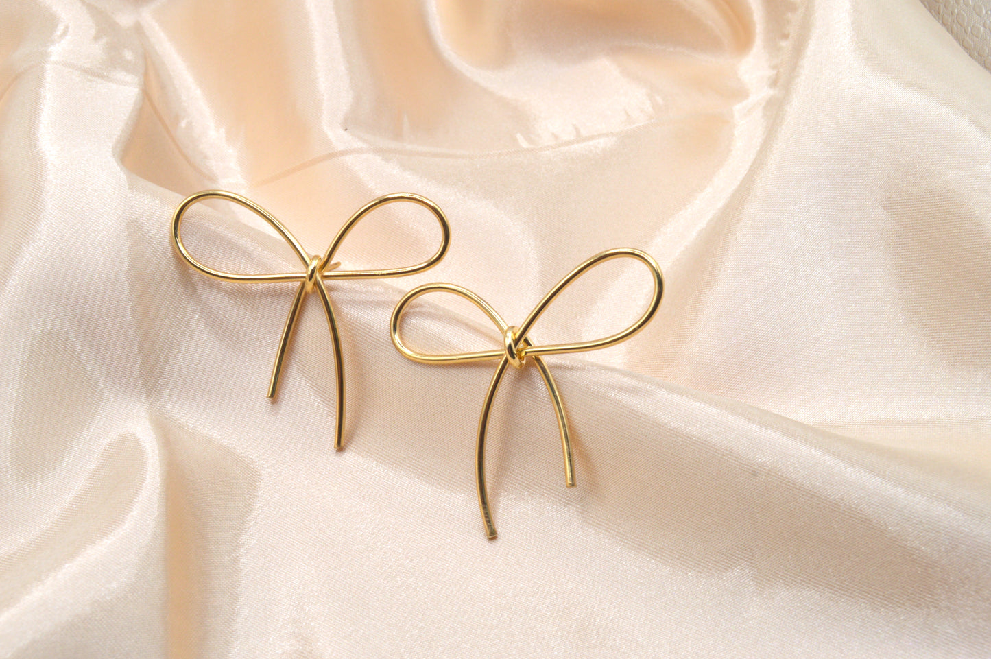 Bow Earrings