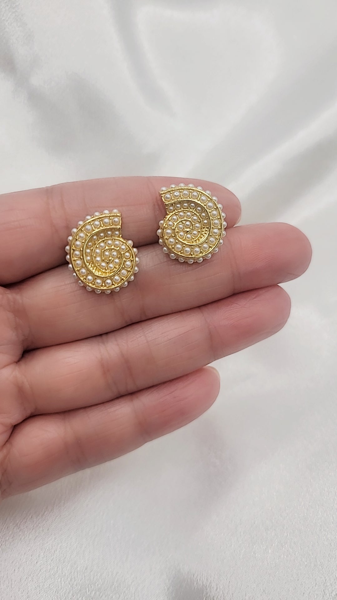 Vintage Pearl Nautilus Studs