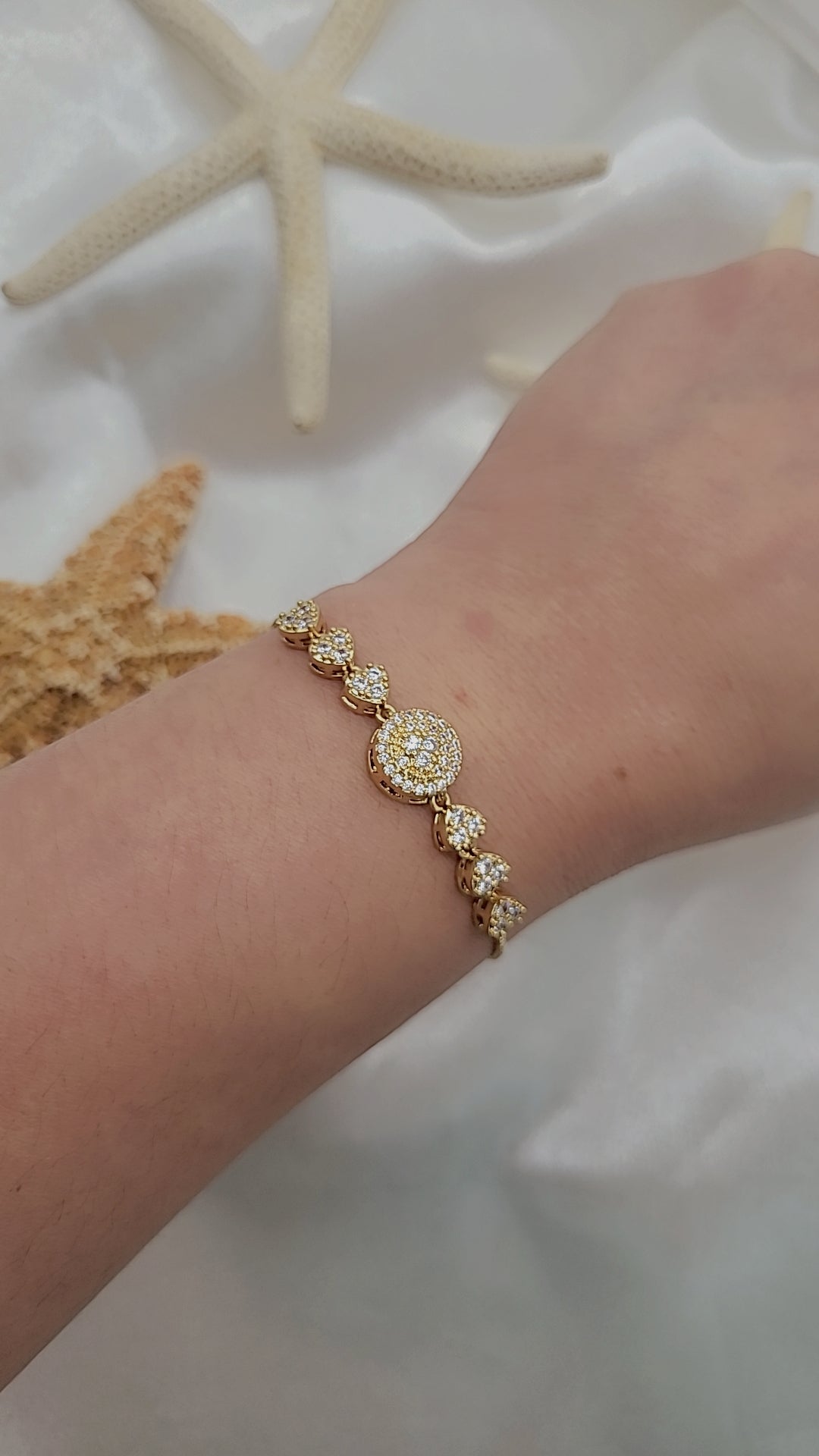 Hearts Pave CZ Bracelet