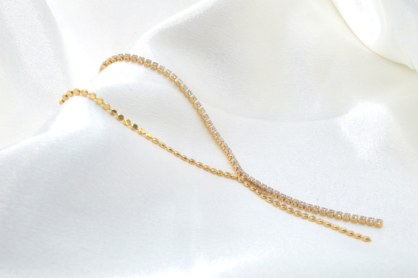 Dotted Cz Lariat Necklace