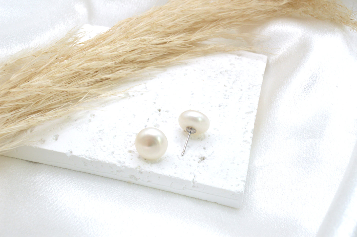 7MM Freshwater Pearl Stud
