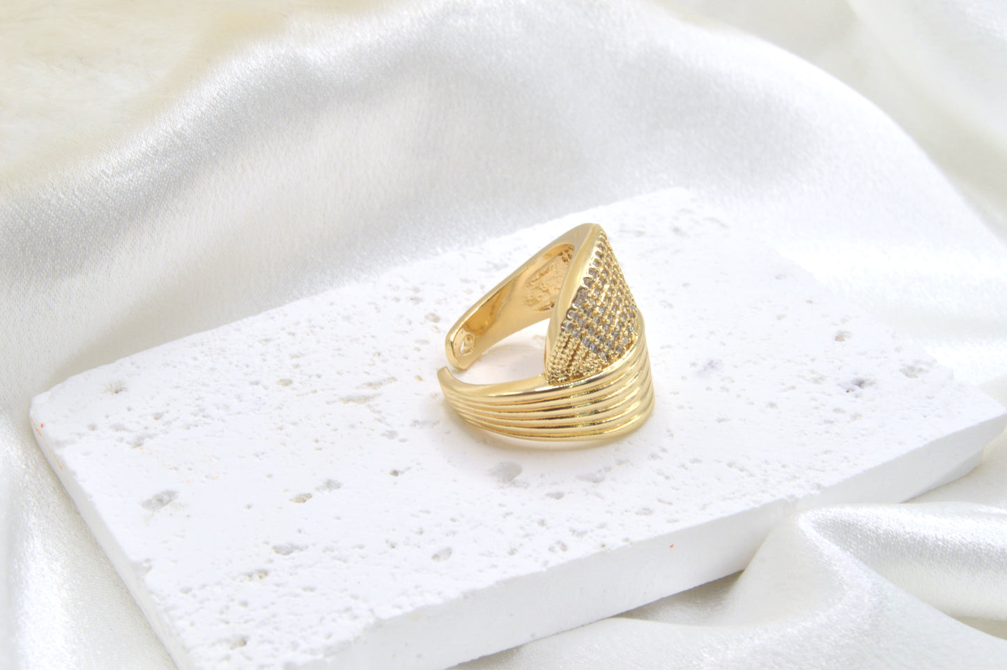 Micropave Statement Ring
