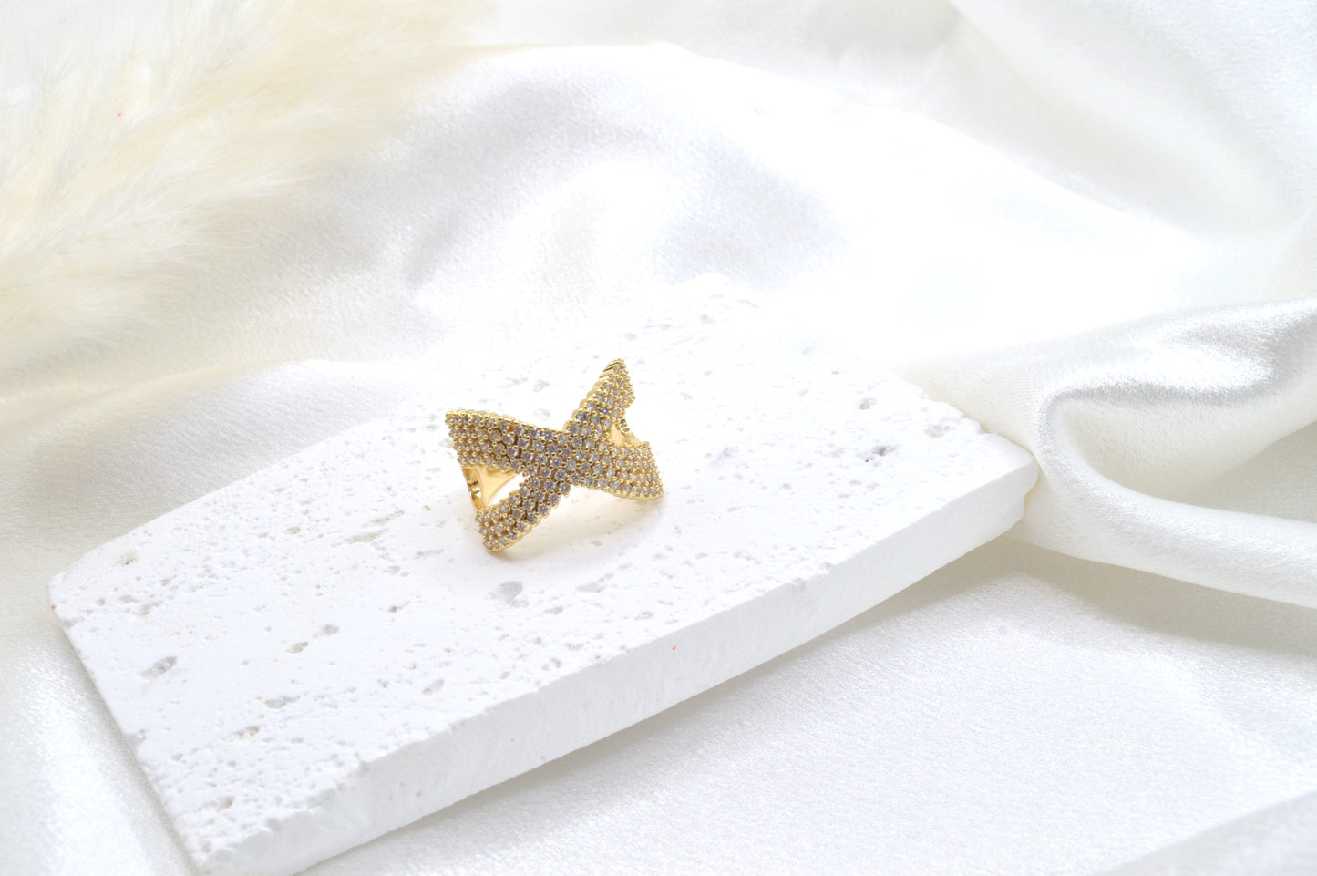 X Micropave Ring