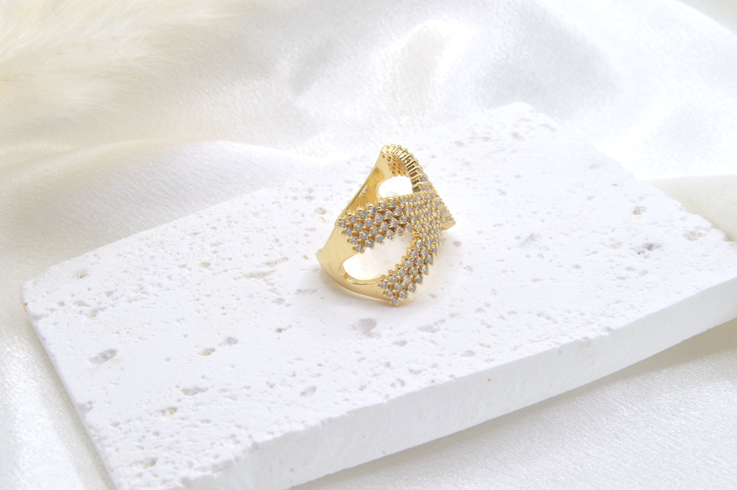 X Micropave Ring