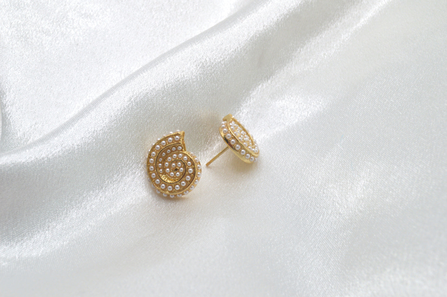 Vintage Pearl Nautilus Studs