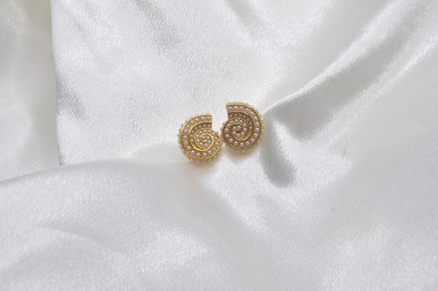 Vintage Pearl Nautilus Studs