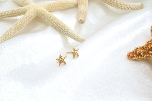 Dainty Starfish Stud